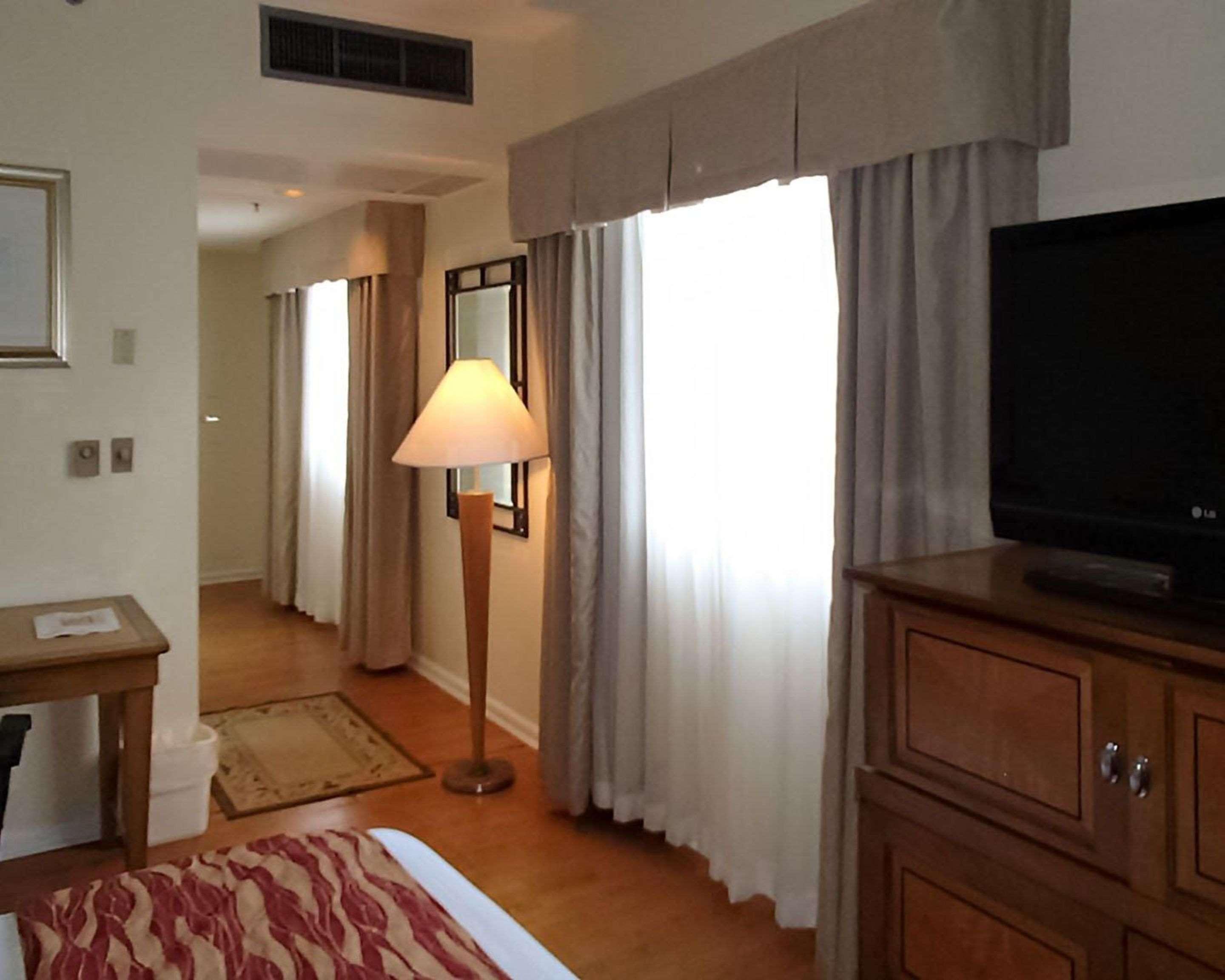 Rodeway Inn South Miami - Coral Gables Ngoại thất bức ảnh